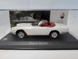 Maserati  - white - 1:43 - Magazine Models - MAS33 - magMAS33 | The Diecast Company