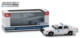 Ford  - Crown Victoria Police 2010 white/blue - 1:43 - GreenLight - 86523 - gl86523 | The Diecast Company