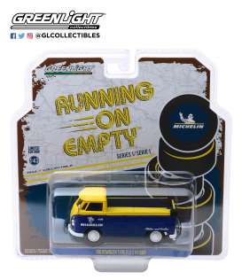 Volkswagen  - T2 pick-up yellow/blue - 1:43 - GreenLight - 87010E - gl87010E | The Diecast Company