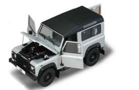 Land Rover  - Defender 2015 silver - 1:43 - Almost Real - ALM410202 | The Diecast Company