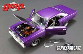 Plymouth  - Road Runner 1970 purple - 1:18 - GMP - 18897 - gmp18897 | The Diecast Company