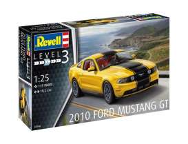 Ford  - Mustang GT 2010  - 1:25 - Revell - Germany - 07046 - revell07046 | The Diecast Company
