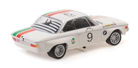 BMW  - 2800 1971 white - 1:18 - Minichamps - 155712709 - mc155712709 | The Diecast Company
