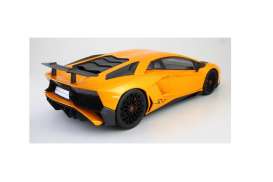 Lamborghini  - Aventador 2015 orange - 1:18 - Kyosho - 9521Po - kyo9521Po | The Diecast Company