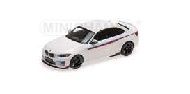 BMW  - M2 2016 white - 1:43 - Minichamps - 410026105 - mc410026105 | The Diecast Company