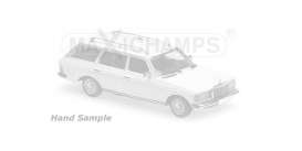 Mercedes Benz  - 230TE 1982 blue - 1:43 - Maxichamps - 940032211 - mc940032211 | The Diecast Company