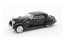 Packard  - Super 8 1940 black - 1:43 - Matrix - 51601-012 - MX51601-012 | The Diecast Company