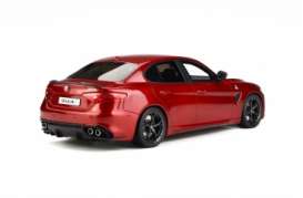 Alfa Romeo  - Giulia Quadriffoglio 2016 red - 1:18 - OttOmobile Miniatures - 284 - otto284 | The Diecast Company