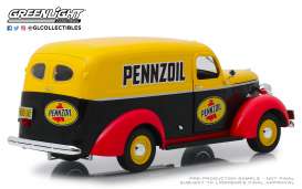 Chevrolet  - Panel Truck 1939 yellow/black/red - 1:24 - GreenLight - 85021 - gl85021 | The Diecast Company