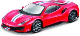 Ferrari  - 488 Pista red/white/black - 1:43 - Bburago - 36052 - bura36052 | The Diecast Company