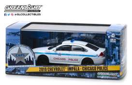 Chevrolet  - Impala 2010 white/blue - 1:43 - GreenLight - 86166 - gl86166 | The Diecast Company