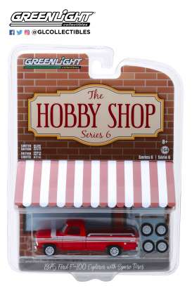 Ford  - 1975 red/white/black - 1:64 - GreenLight - 97060E - gl97060E | The Diecast Company