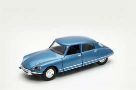 Citroen  - DS23 blue - 1:34 - Welly - 43768 - welly43768b | The Diecast Company