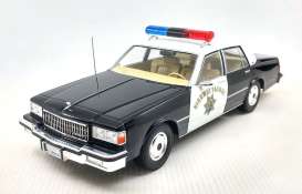 Chevrolet  - Caprice *Highway Patrol* black/white - 1:18 - MCG - 181134 - MCG18114 | The Diecast Company