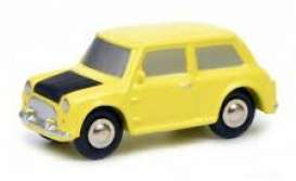 Mini  - Mr. Bean yellow - 1:90 - Schuco - 1337 - schuco1337 | The Diecast Company
