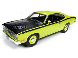 Plymouth  - Duster hardtop 1971 yellow - 1:18 - Auto World - 1154 - AMM1154 | The Diecast Company