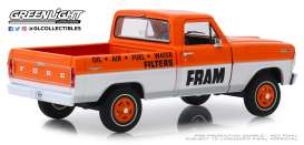 Ford  - F-100 1967 orange/white - 1:24 - GreenLight - 85042 - gl85042 | The Diecast Company