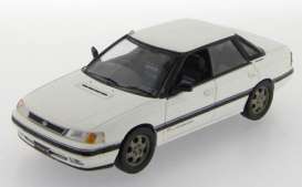 Subaru  - Legacy 2.0 Turbo RS Type RA 1989 white - 1:43 - IXO Models - KB1028 - ixKB1028 | The Diecast Company