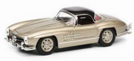 Mercedes Benz  - 300 SL champagne - 1:43 - Schuco - 2588 - schuco2588 | The Diecast Company