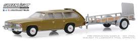 Pontiac  - LeMans 1977 gold/white - 1:64 - GreenLight - 32180A - gl32180A | The Diecast Company