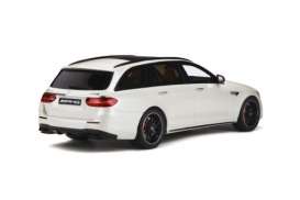 Mercedes Benz  - AMG E63 2019 white - 1:18 - GT Spirit - 795 - GT795 | The Diecast Company