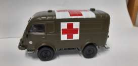 Renault  - green/white/red - 1:43 - Magazine Models - magMIL11C01 | The Diecast Company