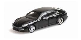 Porsche  - Panamera 2015 black - 1:87 - Minichamps - 870067104 - mc870067104 | The Diecast Company