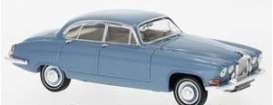 Jaguar  - MK10 1961 light blue - 1:43 - IXO Models - CLC291 - ixCLC291 | The Diecast Company