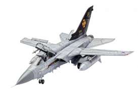 Planes  - 1:48 - Revell - Germany - 03925 - revell03925 | The Diecast Company