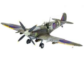 Planes  - 1:32 - Revell - Germany - 03927 - revell03927 | The Diecast Company