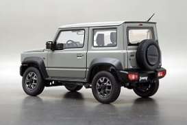 Suzuki  - Jimny Sierra LHD 2018 medium grey - 1:18 - BM Creations - 18B0013 - BM18B0013 | The Diecast Company