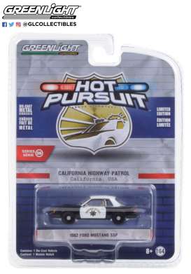 Ford  - Mustang 1982 black/white - 1:64 - GreenLight - 42930C - gl42930C | The Diecast Company