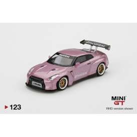 Nissan  - GT-R R35 pink - 1:64 - Mini GT - 00123L - MGT00123Lhd | The Diecast Company