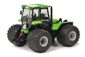 Deutz  - Fahr  green - 1:32 - Schuco - 7840 - schuco7840 | The Diecast Company