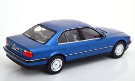 BMW  - 740i E38 1994 blue - 1:18 - KK - Scale - 180362 - kkdc180362 | The Diecast Company