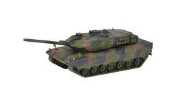 Leopard  - 2A6 camouflage - 1:87 - Schuco - 26565 - schuco26565 | The Diecast Company