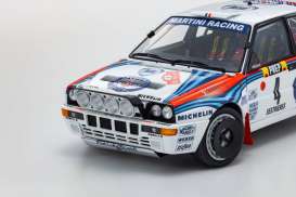 Lancia  - Delta #4 white/red/blue - 1:18 - Kyosho - 8348A - kyo8348A | The Diecast Company