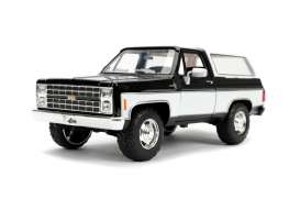 Chevrolet  - K5 Blazer 1980 black/white - 1:24 - Jada Toys - 31592 - jada31592 | The Diecast Company