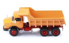 Mercedes Benz  - LAK 1979 orange - 1:43 - IXO Models - TRUD002 - ixTRUD002 | The Diecast Company