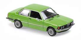 BMW  - 323I 1975 green - 1:43 - Maxichamps - 940025474 - mc940025474 | The Diecast Company