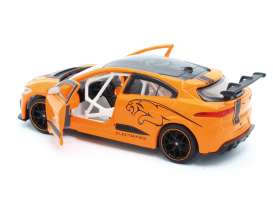 Jaguar  - I-Pace eTROPHY orange - 1:36 - Tayumo - 36100024 - tay36100024 | The Diecast Company