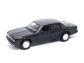 Jaguar  - XJ6 black - 1:32 - Tayumo - 32110016 - tay32110016 | The Diecast Company
