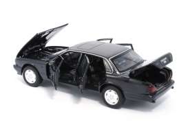 Jaguar  - XJ6 black - 1:32 - Tayumo - 32110016 - tay32110016 | The Diecast Company