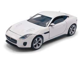 Jaguar  - F-Pace white - 1:36 - Tayumo - 36100030 - tay36100030 | The Diecast Company