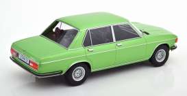 BMW  - 3.0S 1971 light green - 1:18 - KK - Scale - 180404 - kkdc180404 | The Diecast Company