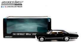 Chevrolet  - Impala Sport Sedan 1967 black - 1:24 - GreenLight - 84035 - gl84035 | The Diecast Company