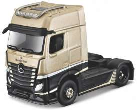 Mercedes Benz  - Actros gold/black - 1:64 - Maisto - 12389-19127G - mai12389-19127G | The Diecast Company
