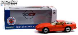 Chevrolet  - Corvette C4 Limited Edition 1984 hugger orange - 1:18 - GreenLight - 13595 - gl13595 | The Diecast Company