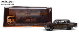 Checker  - Taxicab 1975 brown - 1:43 - GreenLight - 86196 - gl86196 | The Diecast Company
