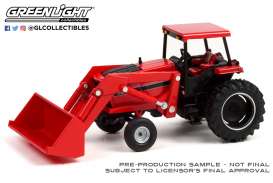 Tractor  - 1984 red - 1:64 - GreenLight - 48050C - gl48050C | The Diecast Company